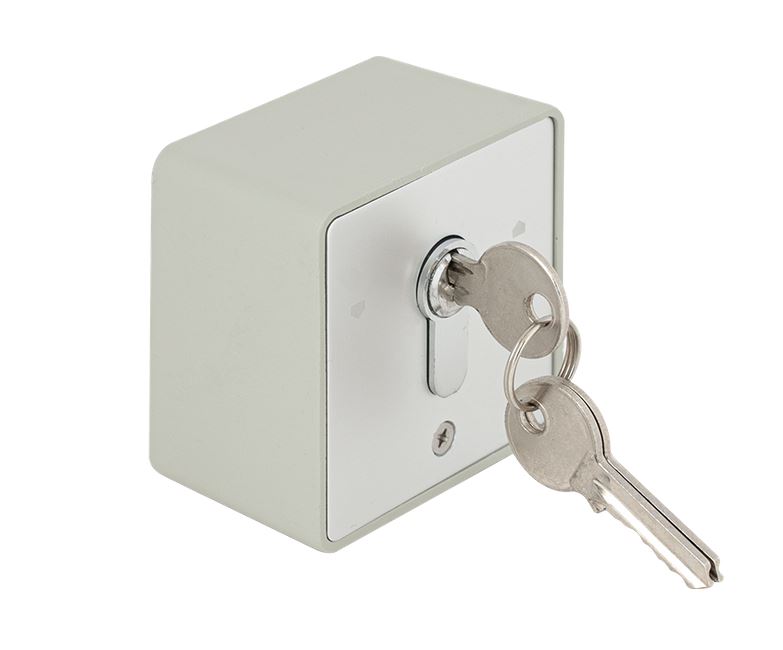 Impulzusos kulcsoskapcsol� f�m h�zban, NO/NC, YKS-803D1-wh